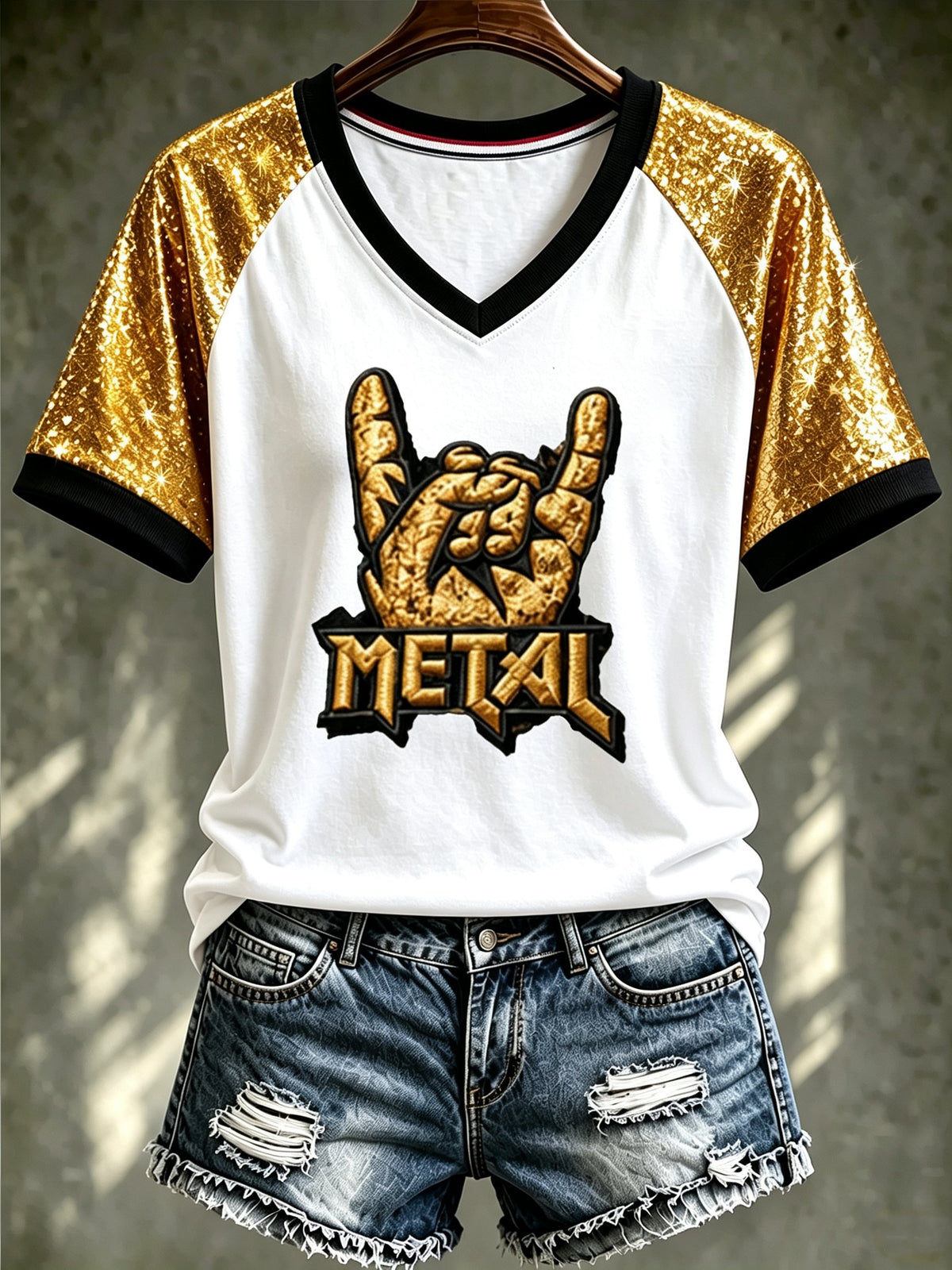 Women's Tour Graphic Top
